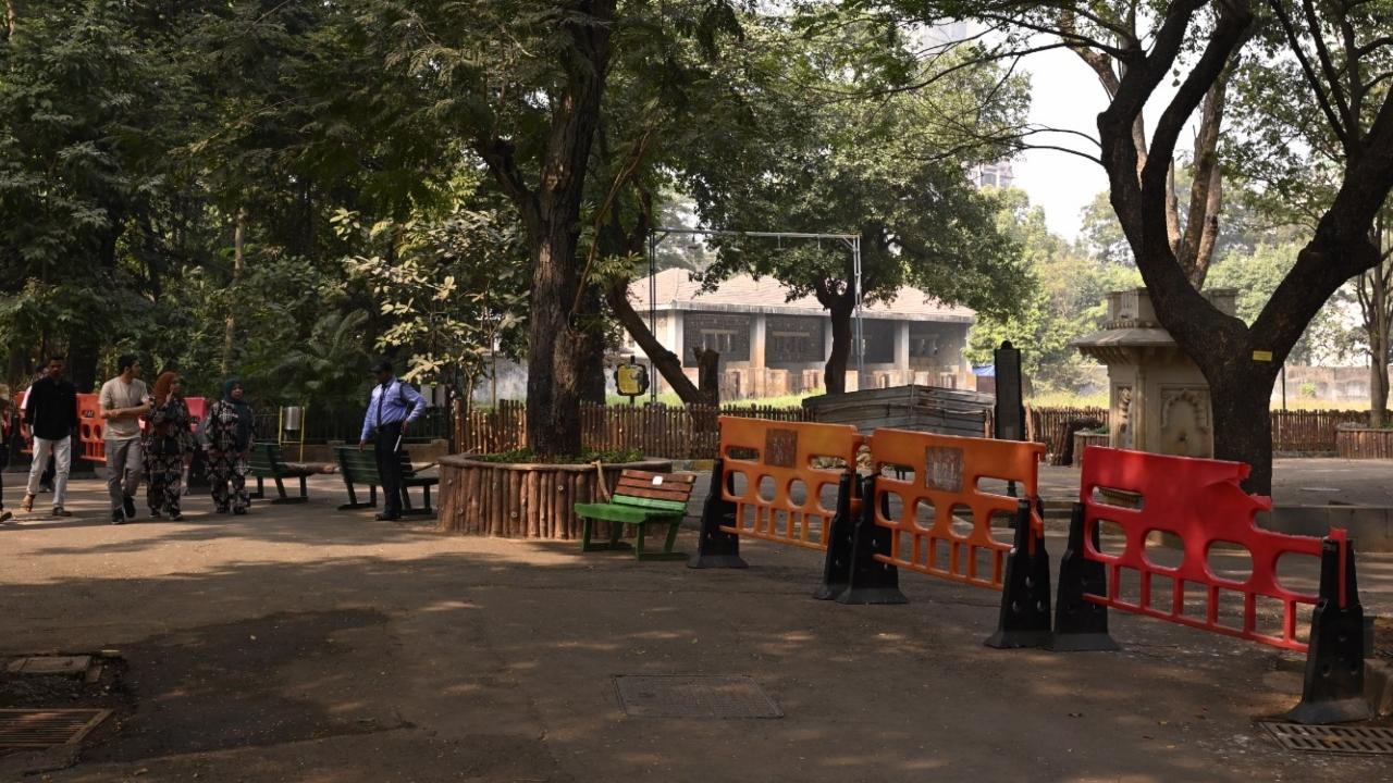 The Byculla zoo draws lakhs visitors including tourists and locals each year, especially children