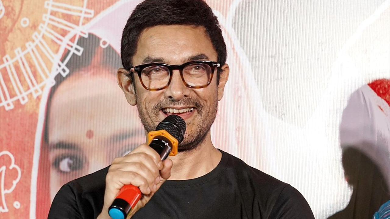 Aamir Khan pays a visit to the family of late 'Dangal' actor Suhani Bhatnagar