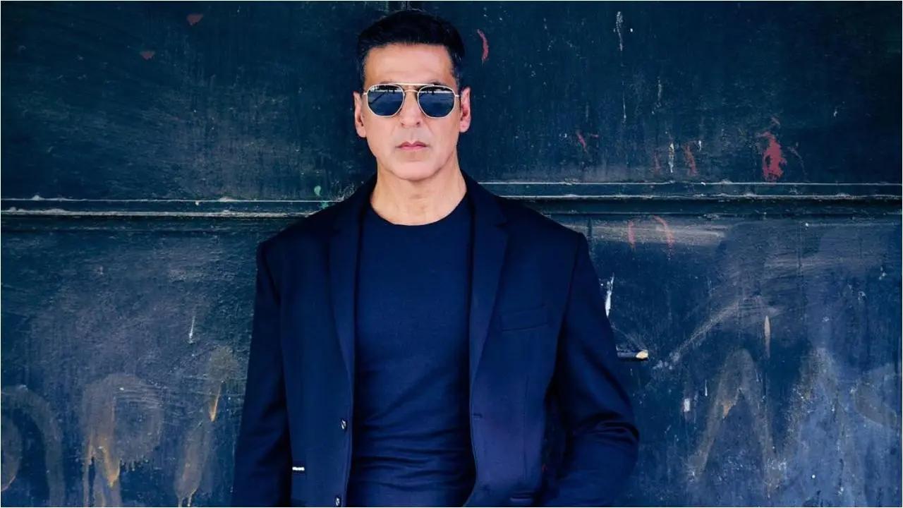 Akshay Kumar wakes up at 4 AM for some 'free time', says, 'my wife and children are sleeping and there is no stress