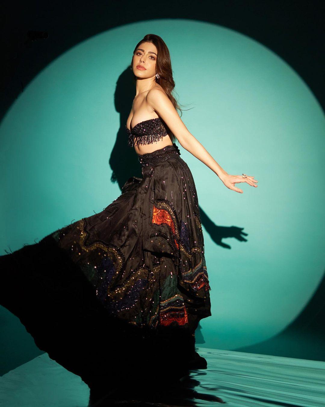 Alaya is just looking like a wow in this lehenga