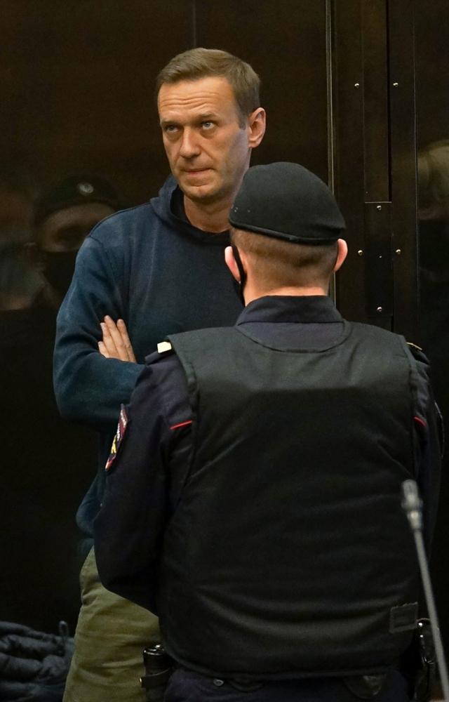 Navalny lost consciousness after going for a walk and could not be revived by medics, the prison service said