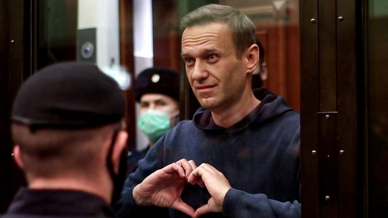 Russia: Over 400 detained as country mourns the death of Alexei Navalny