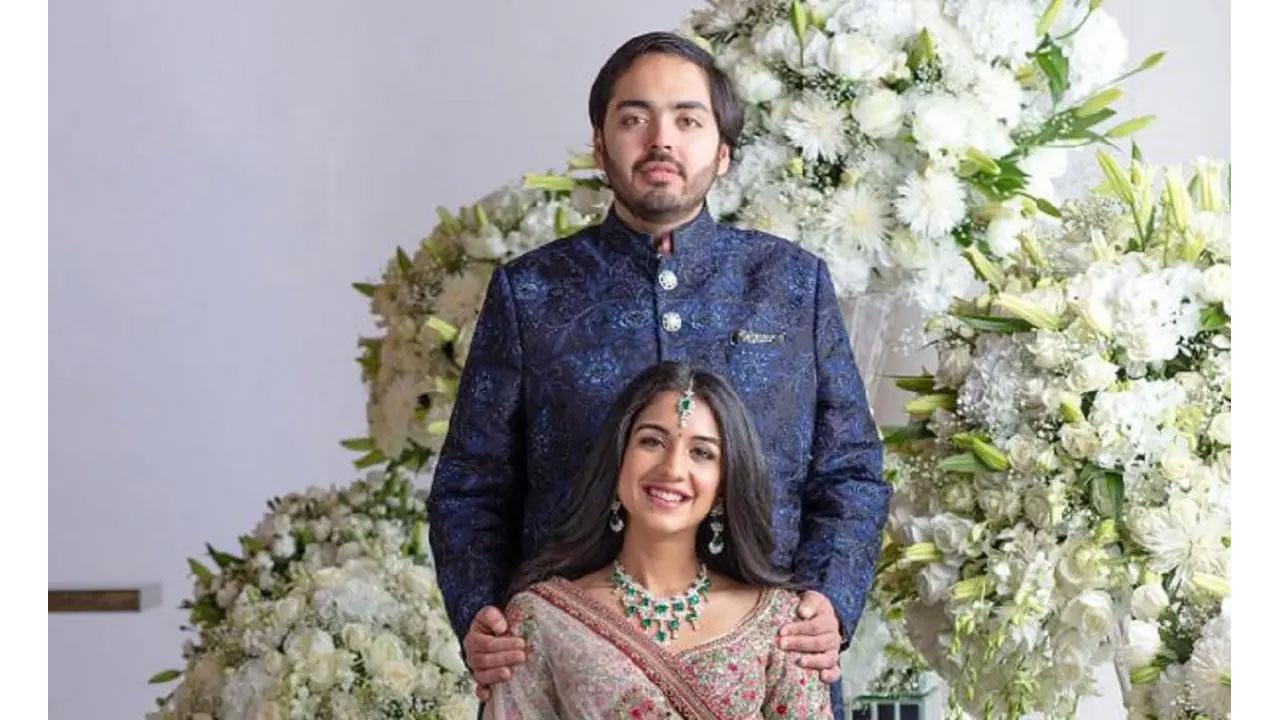 Anant Ambani-Radhika Merchant's wedding to have special scarves woven for guests