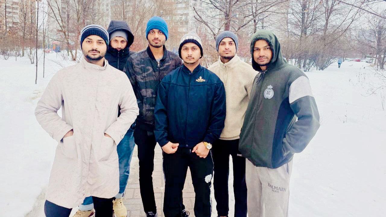 Group of Indian nationals stuck in Russia. (Pic shared by the agent Faisal Khan)