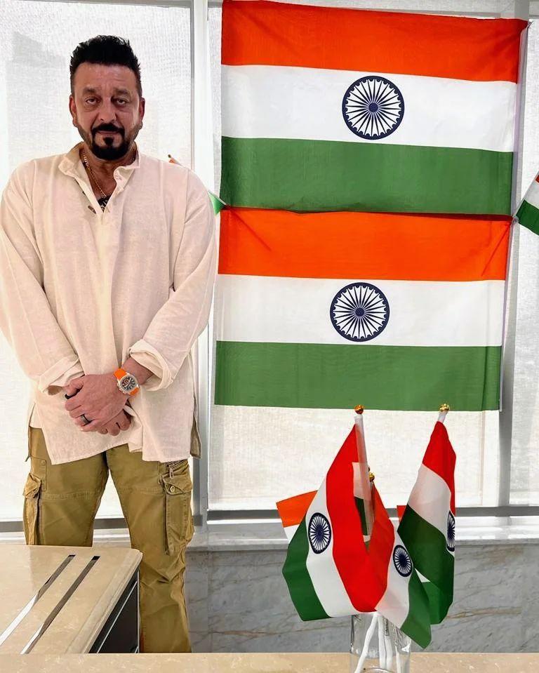 Sanjay Dutt battled lung cancer, revealing his diagnosis in 2020. He underwent medical treatment and emerged victorious in his fight against the disease