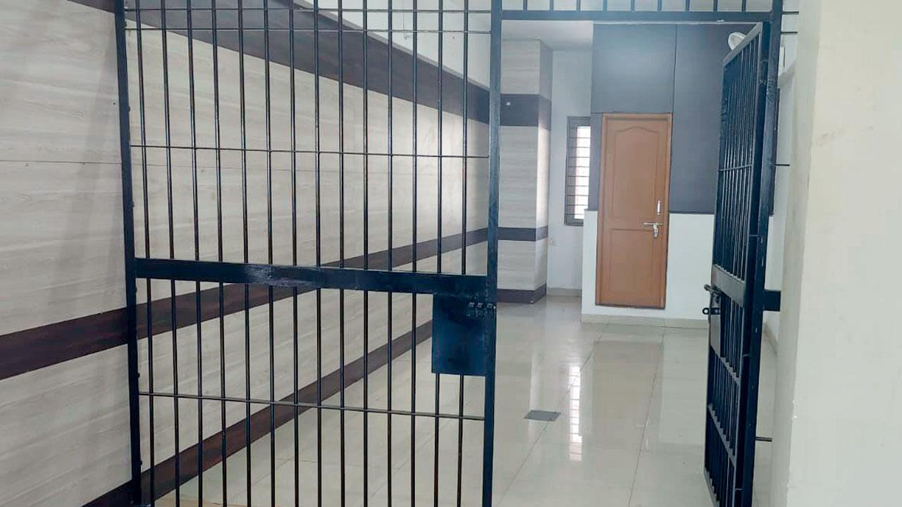Feels that measures like the GujRERA’s civil jail for errant builders need to be adopted in Maharashtra