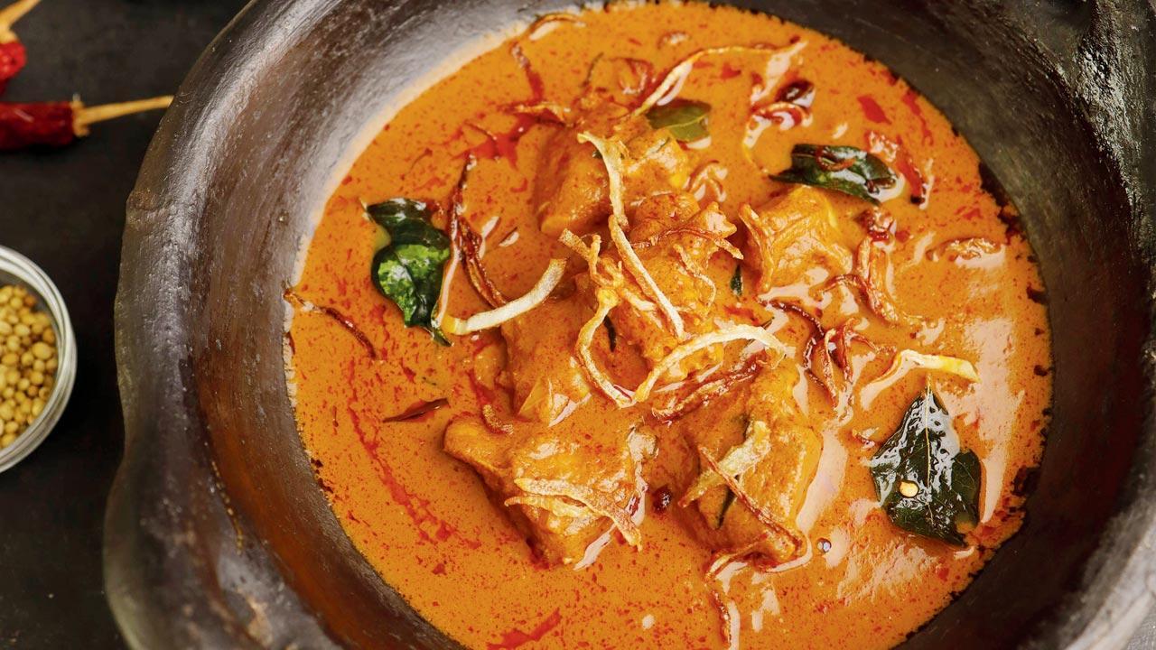 Explore some of Mumbai's iconic chicken dishes at these city eateries and addas
