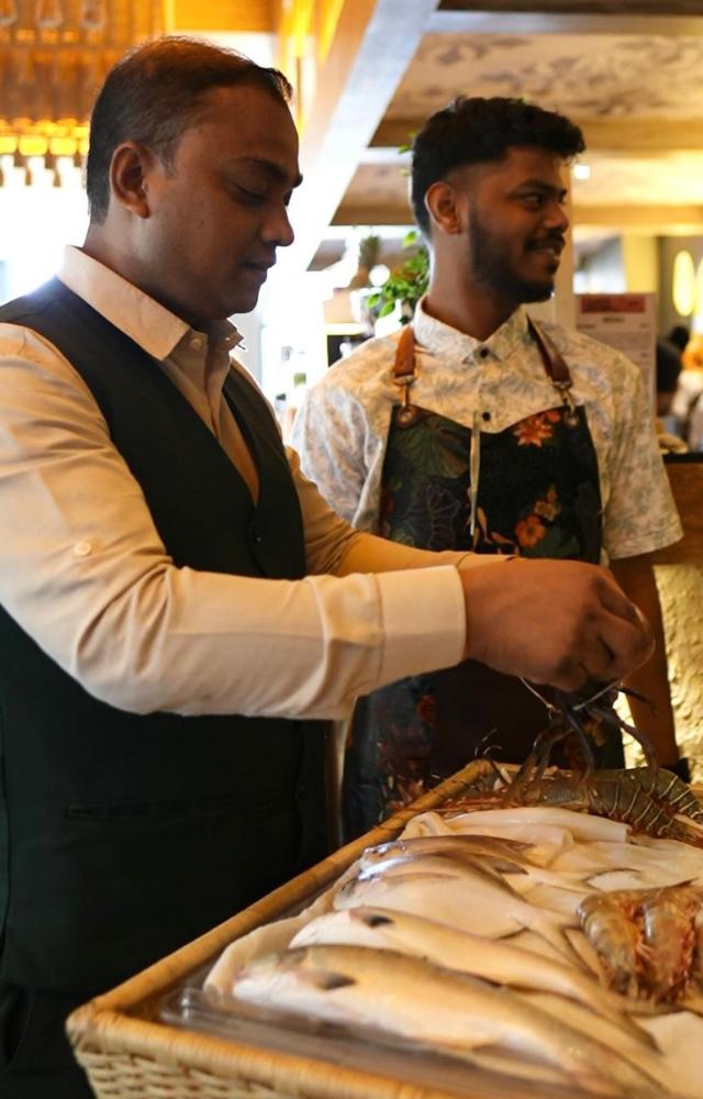 You choose from a menu that includes deep fried, shallow fried, Mangalorean masala roasted, tandoori and grilled