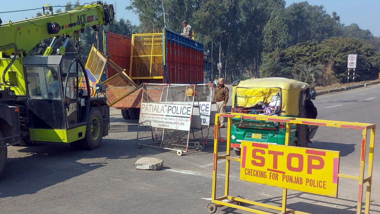 Meanwhile, the Delhi Police Commissioner inspected border areas and briefed personnel deployed across the NCR and border regions.