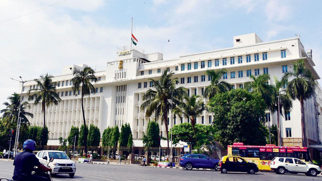 Maharashtra govt dues to Mumbai up by Rs 2K crore