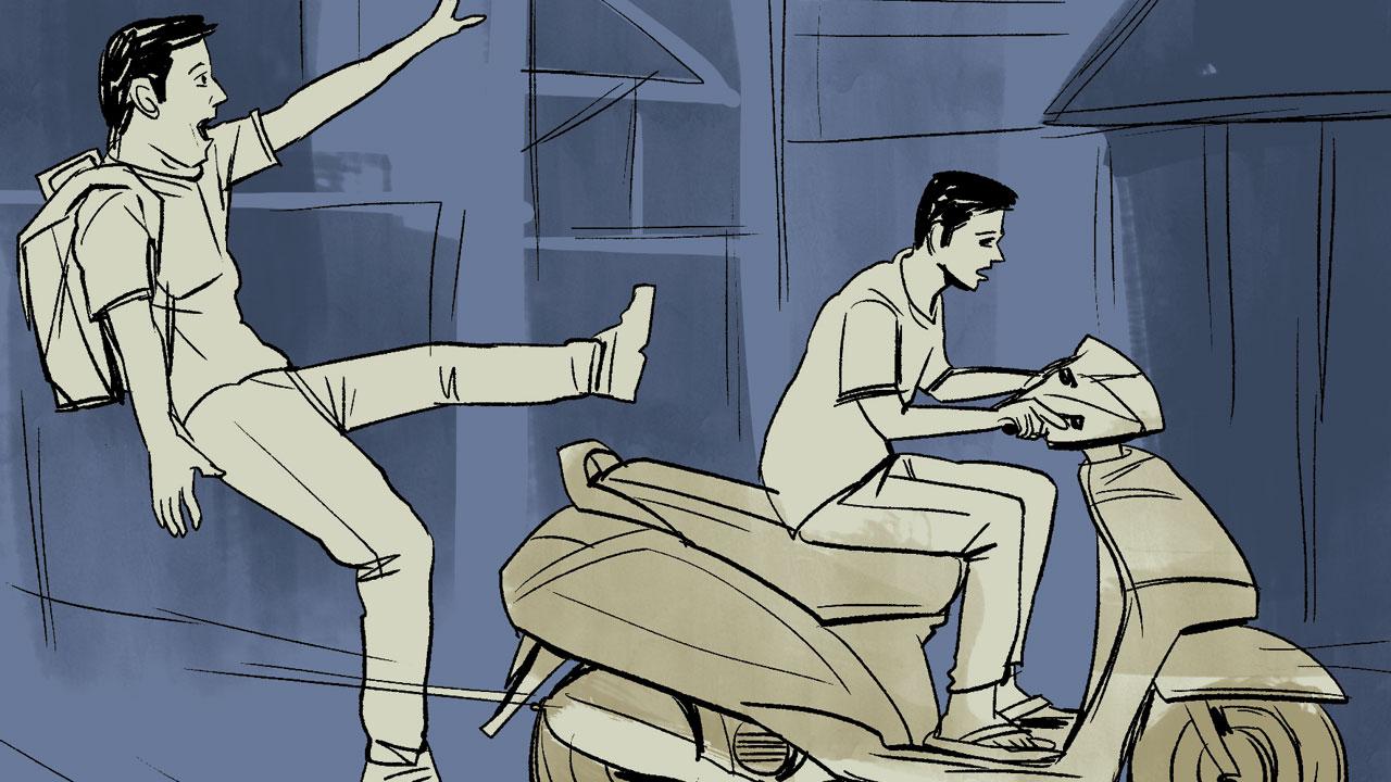 Shafiqullah Ateequllah aka Sonu falls to the ground as his partner in crime accelerates his Activa in a panic