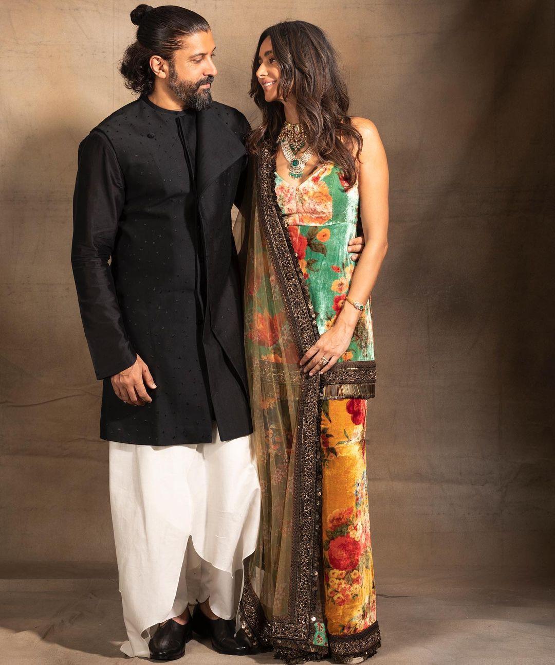 In one look, Shibani and Farhan opted for traditional wear, offering valuable styling cues for friends' weddings