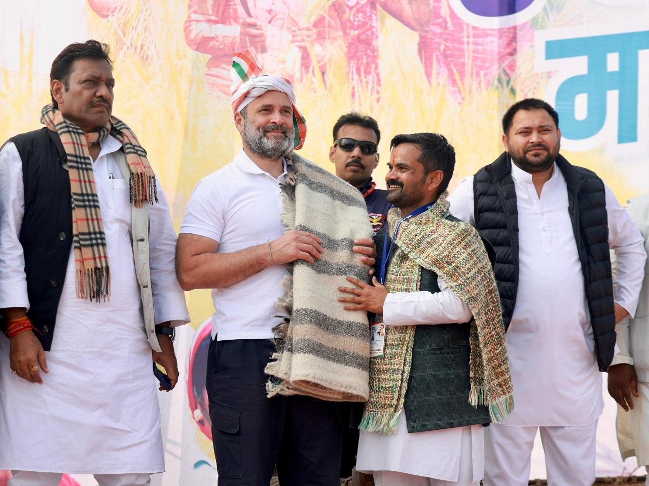 While Gandhi focused on attacking the Modi government, Yadav directed his criticism towards Nitish Kumar, the Bihar Chief Minister, who abruptly returned to the NDA and took away Yadav's power