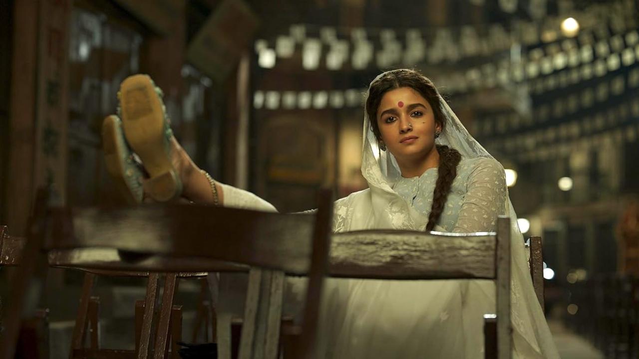 Gangu from 'Gangubai Kathiawadi'
Gangu, portrayed by Alia Bhatt, in 'Gangubai Kathiawadi,' is a formidable woman who rises from adversity to become a powerful and influential figure in Kamathipura. Gangu's resilience, tenacity, and unwavering determination to carve her own destiny epitomize the spirit of empowerment and resilience