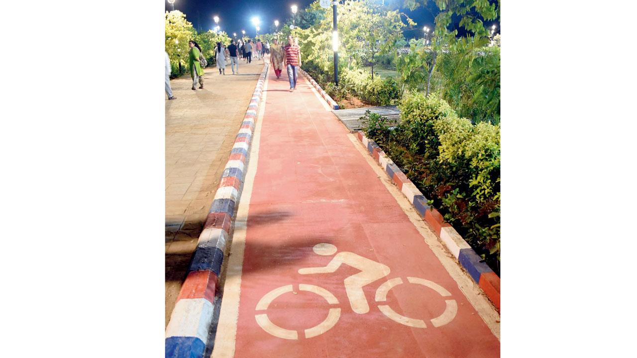 The Grand Central Park in Kalyan will soon have dedicated cycling tracks, fountains and a light shows