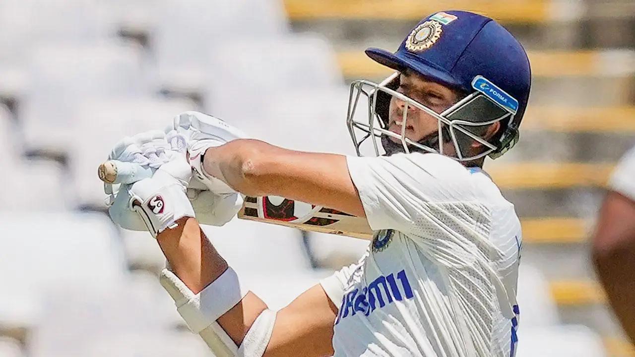 Yashasvi Jaiswal
In a match against West Indies, Yashasvi Jaiswal registered a century on his test debut. Facing 387 balls, the left-hander smashed 171 runs including 16 fours and 1 six
