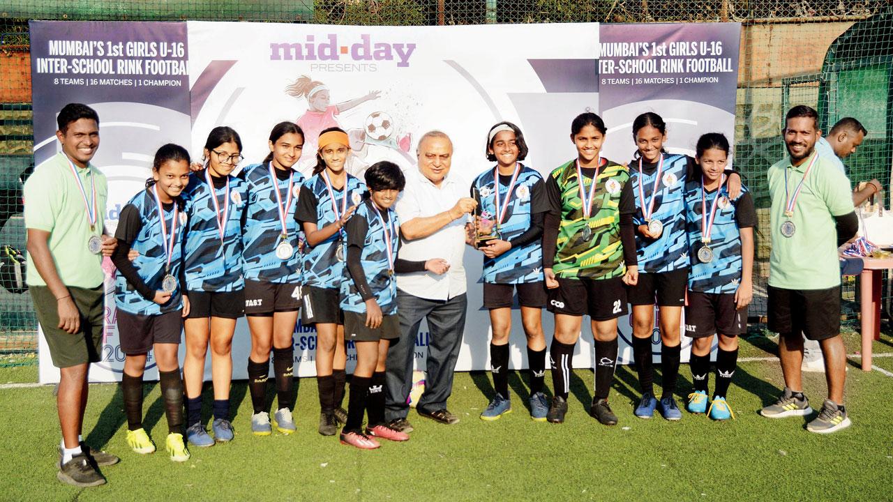 mid-day Ranis of Rink 2024 bronze medallists AVM (Bandra) with mid-day Infomedia Ltd MD & CEO Vikas Joshi (left)  