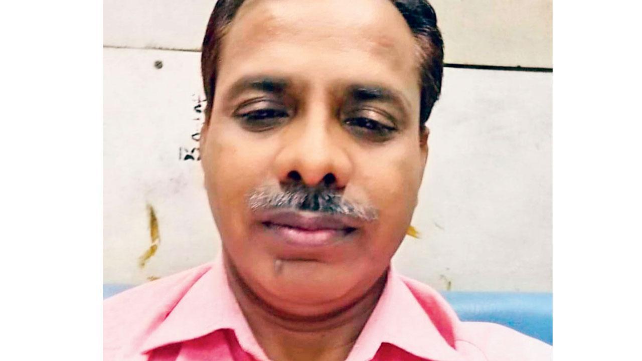 Mumbai: Motorman takes life over fears of signal violation