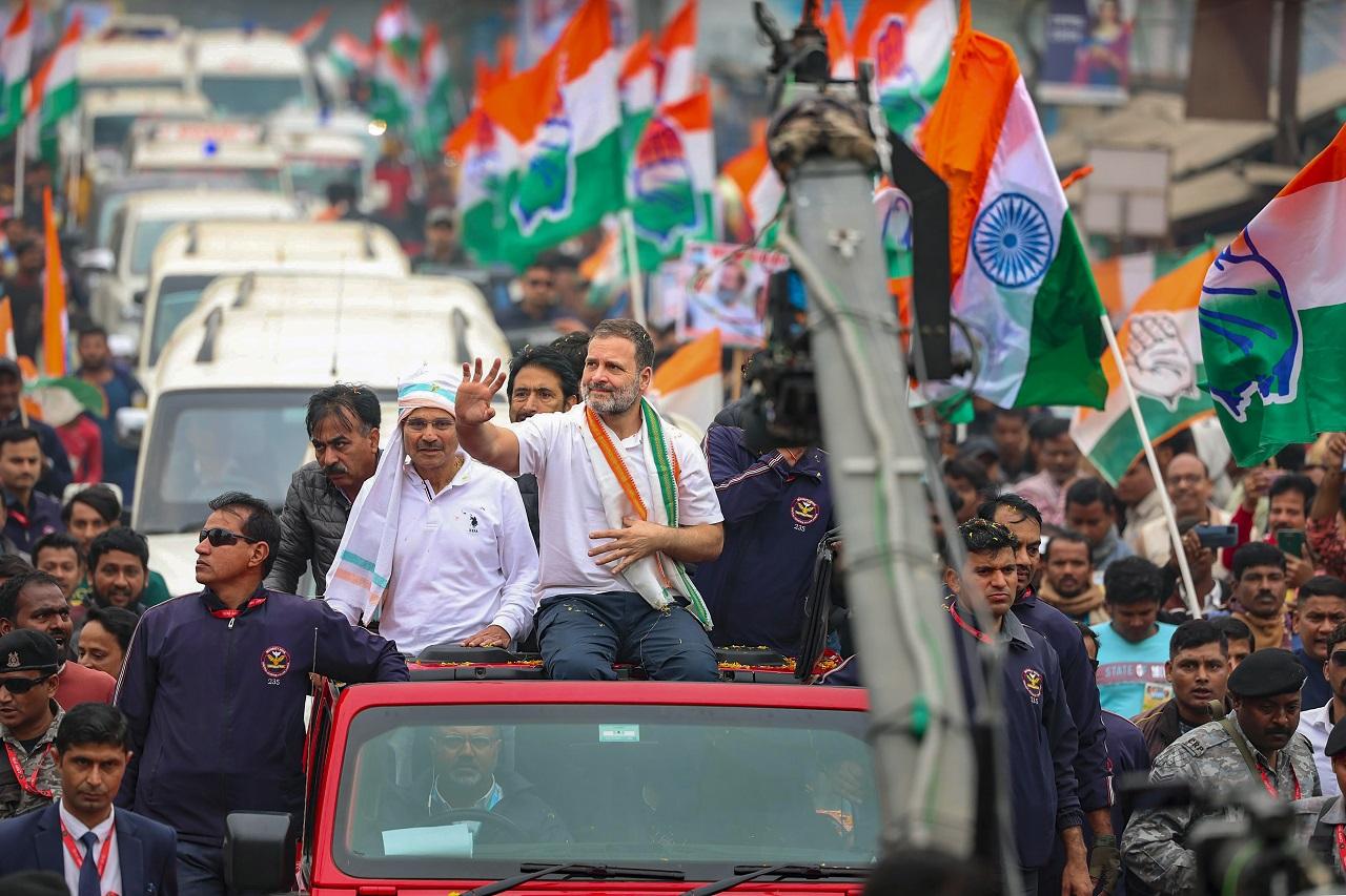 The Yatra, which was scheduled to resume at 8 am from Gokarna in Murshidabad, started around 10.30 am from Nabagram