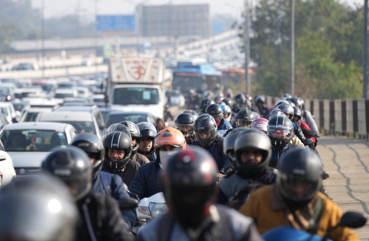 The farmers from around 100 villages were led by the BKP after they assembled at the Mahamaya Flyover in Noida around 12 pm on Thursday, with a proposed plan to march towards the Parliament