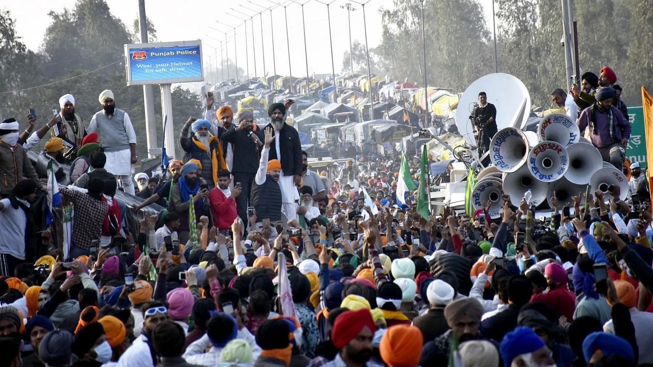 Farmers' protest: Panel of 3 union ministers to hold talks with farmer leaders in Chandigarh