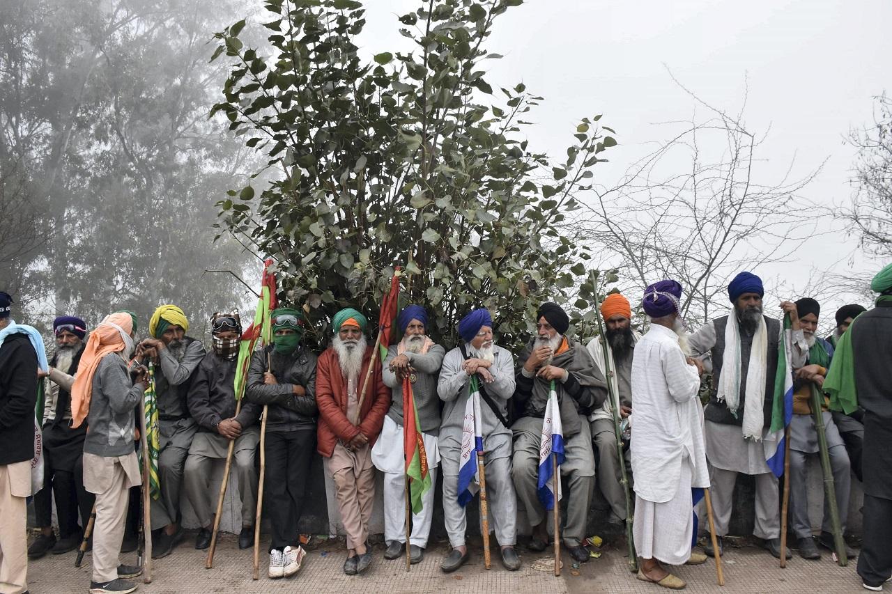 Farmer leaders taking part in agitation on Monday rejected the Centre's proposal of procuring pulses, maize and cotton at MSP by government agencies for five years, saying it was not in farmers' interest and announced that they will march towards the national capital on Wednesday