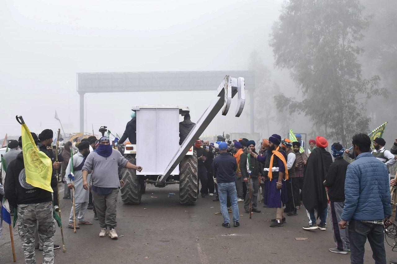 The home ministry said many miscreants in the guise of farmers were indulging in stone-pelting, mobilising heavy machinery along the Shambhu on Punjab's border with Haryana