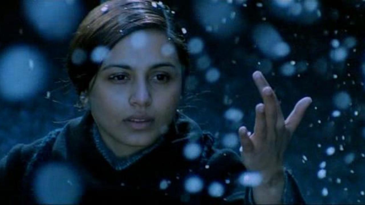 Michelle McNally from 'Black'
Rani Mukerji's transformative brilliance shines in her portrayal of Michelle McNally in the cinematic masterpiece 'Black.' With astounding depth and sensitivity, Bhansali brings to life the nuanced journey of a visually and audibly impaired young woman, navigating a world of darkness