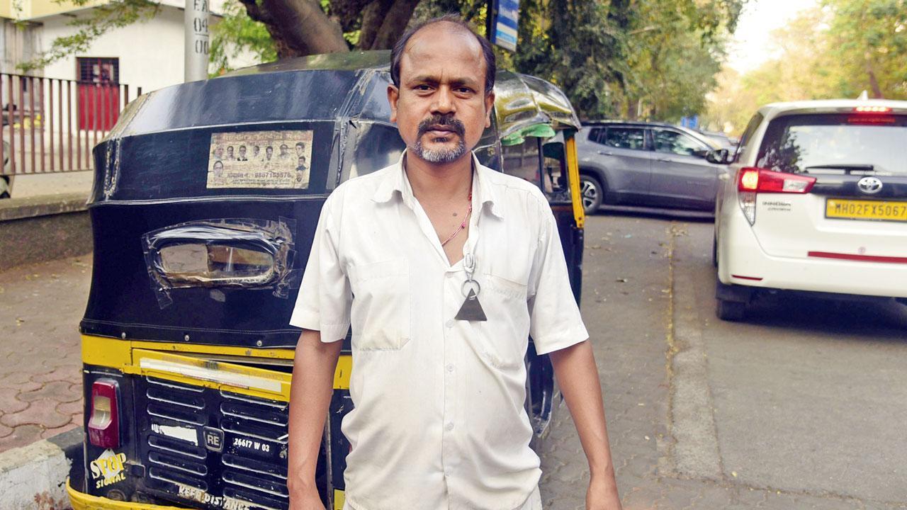 RTO goofed up, but my auto was seized, says Mumbai rickshaw driver