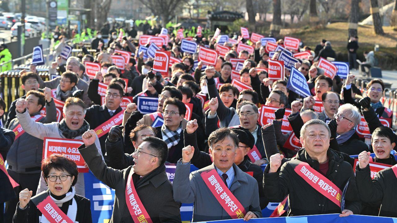 Striking doctors raised concerns about potential overtreatment by doctors facing heightened competition, which could lead to increased public medical expenses.