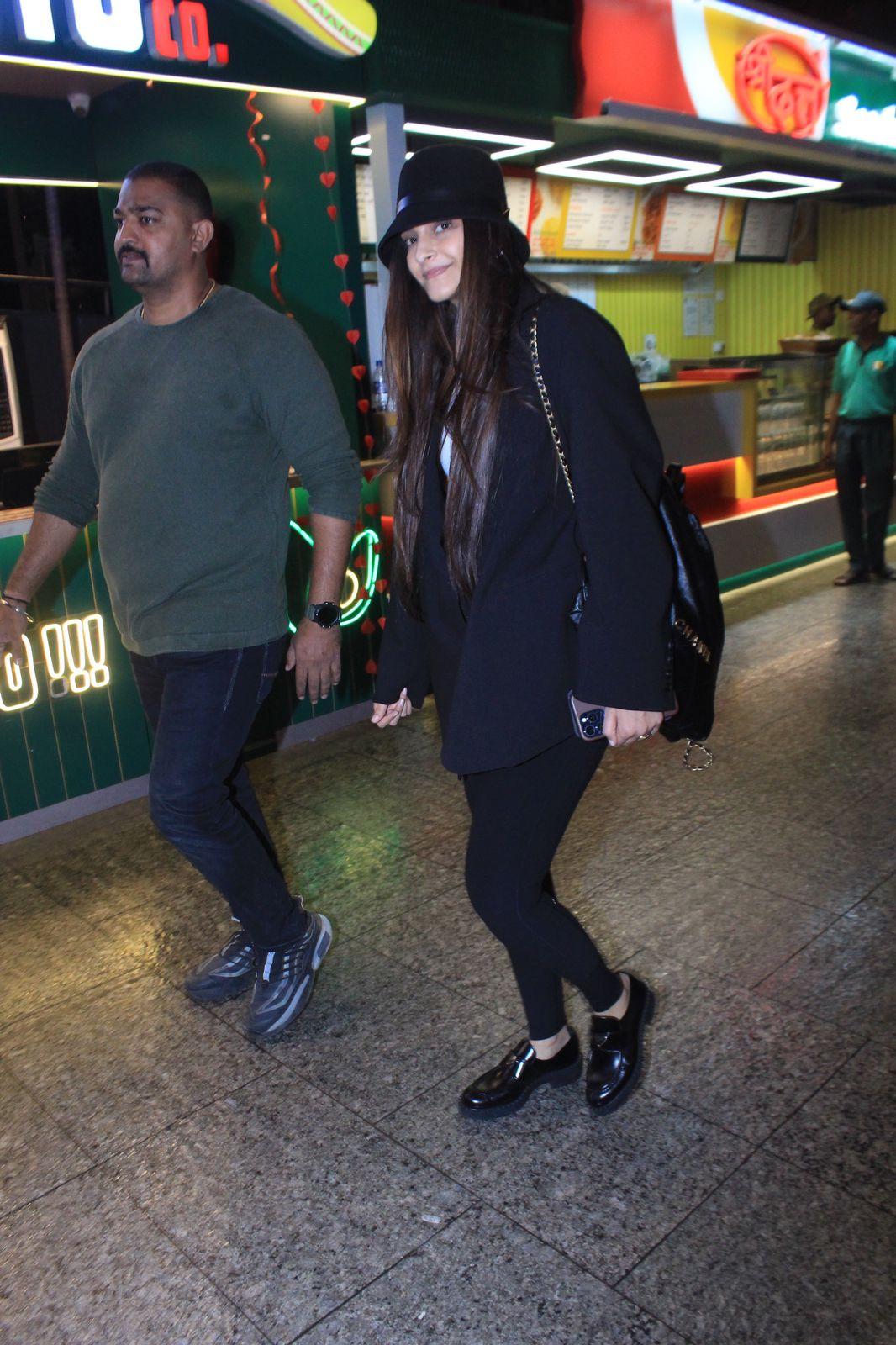 Sonam Kapoor was snapped wearing all black outfit as she jetted off