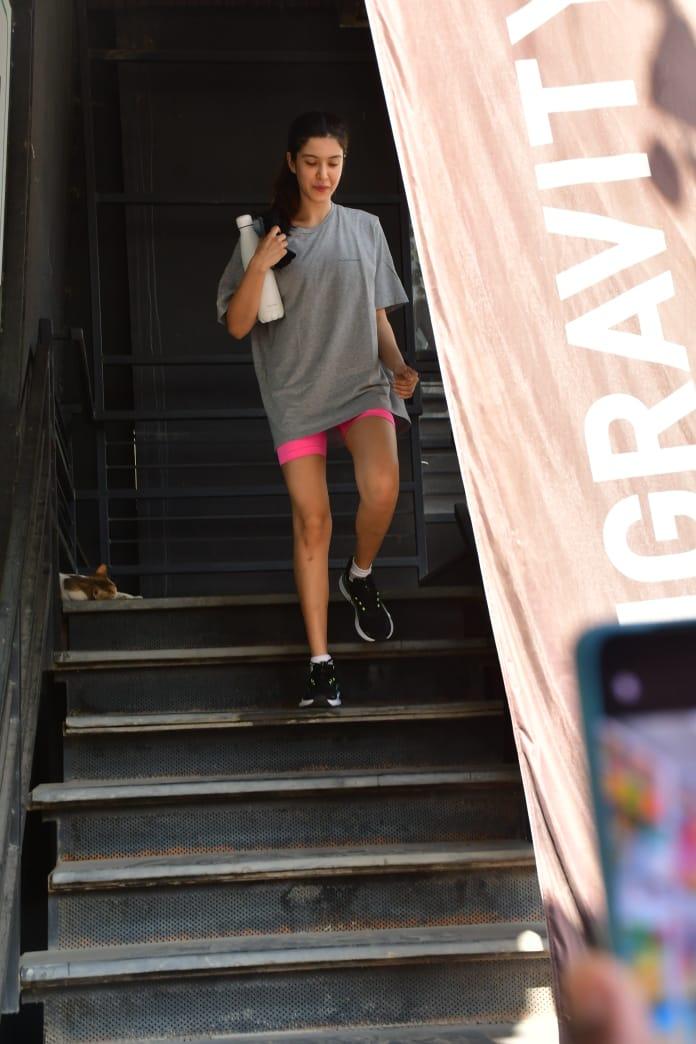 Shanaya Kapoor was clicked in her gym 'fits as she went out and about in the city