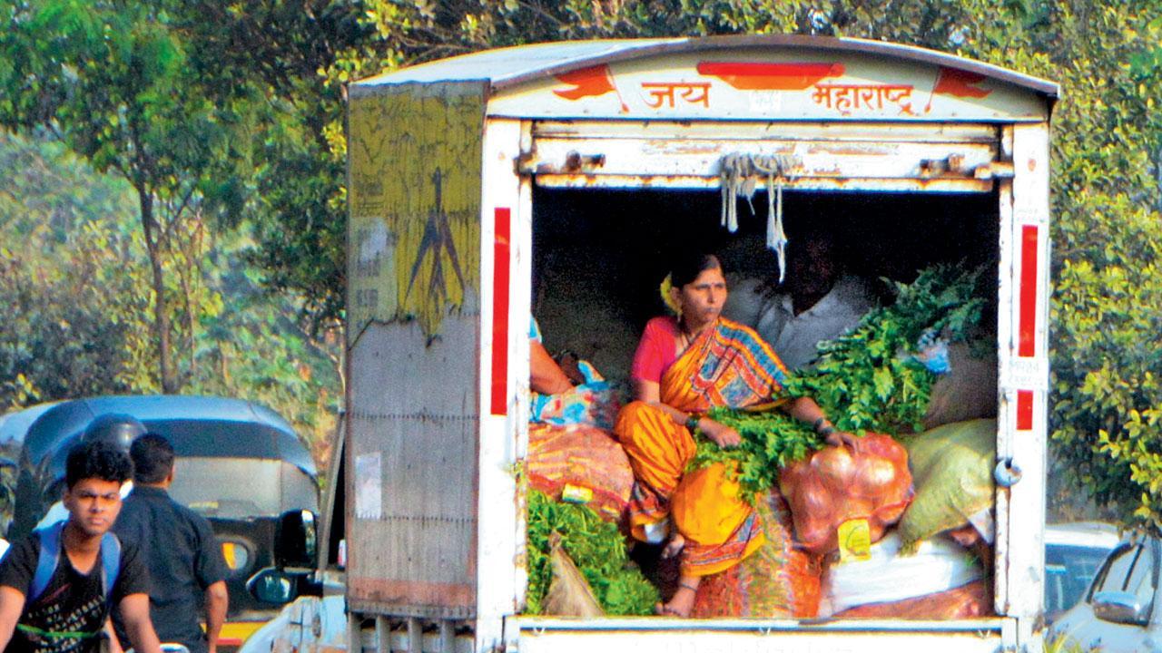 Maharashtra: Transporters, traders hail scrapping of warai tax