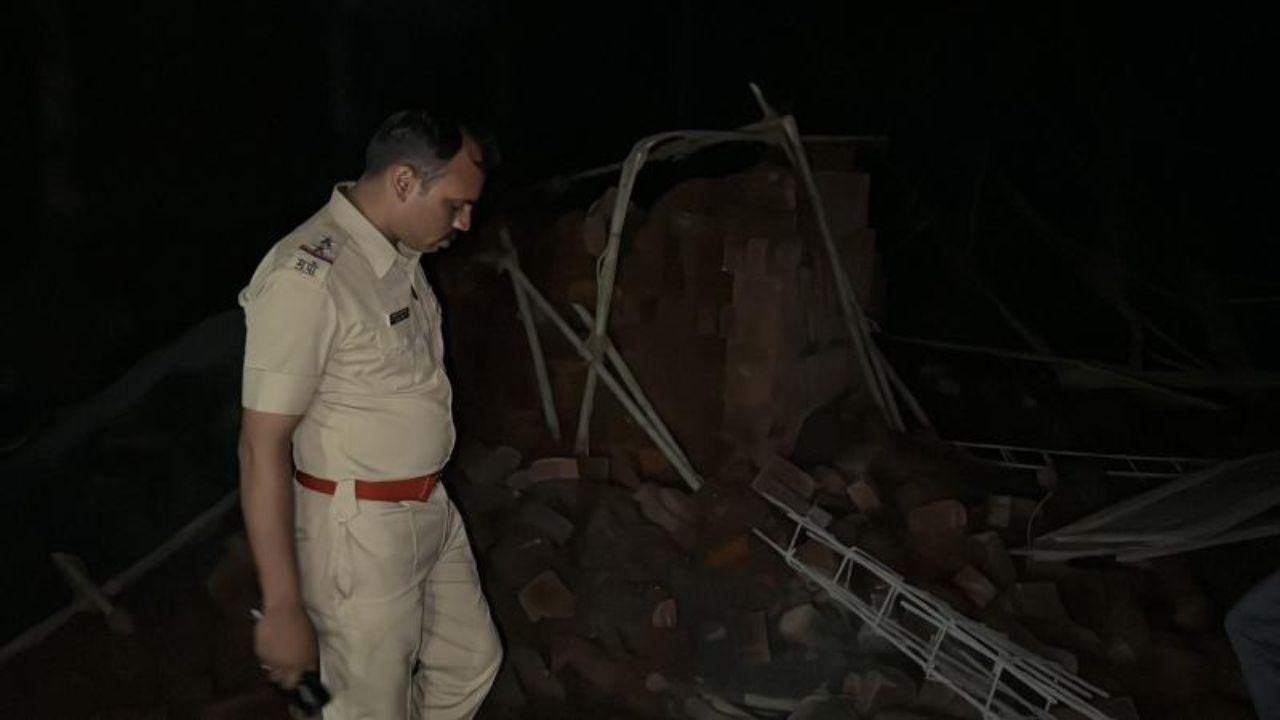 The victims were trapped under the debris after the wall collapsed while they were engaged in constructing illegal godowns inside the compound.