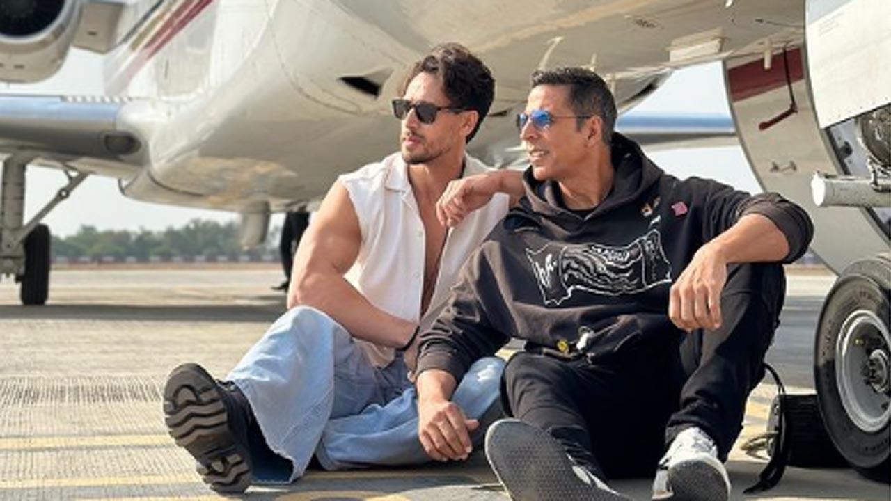 Akshay Kumar, Tiger Shroff's 'Bade Miyan Chote Miyan' Lucknow promotions result in stampede