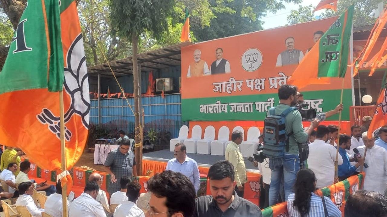 Chavan of Monday exited the grand-old Congress party, where he was the member from 40 years, He did not specify the reason for quitting