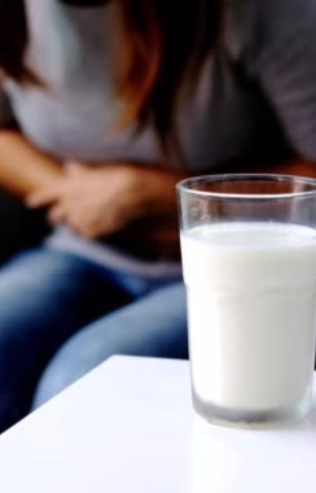 Individuals with lactose intolerance, gluten sensitivity, or other food intolerances may suffer bloating due to the body`s inability to digest certain foods
