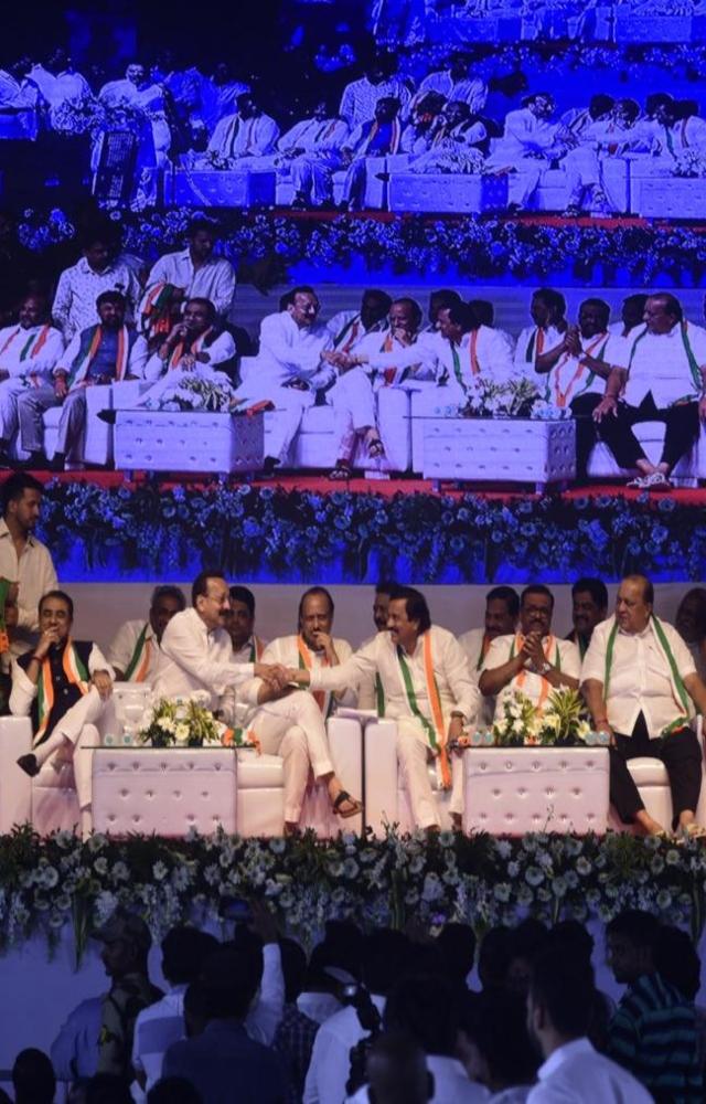 On February 8, Baba Siddique announced his decision to sever his 48-year-old tie with the Congress