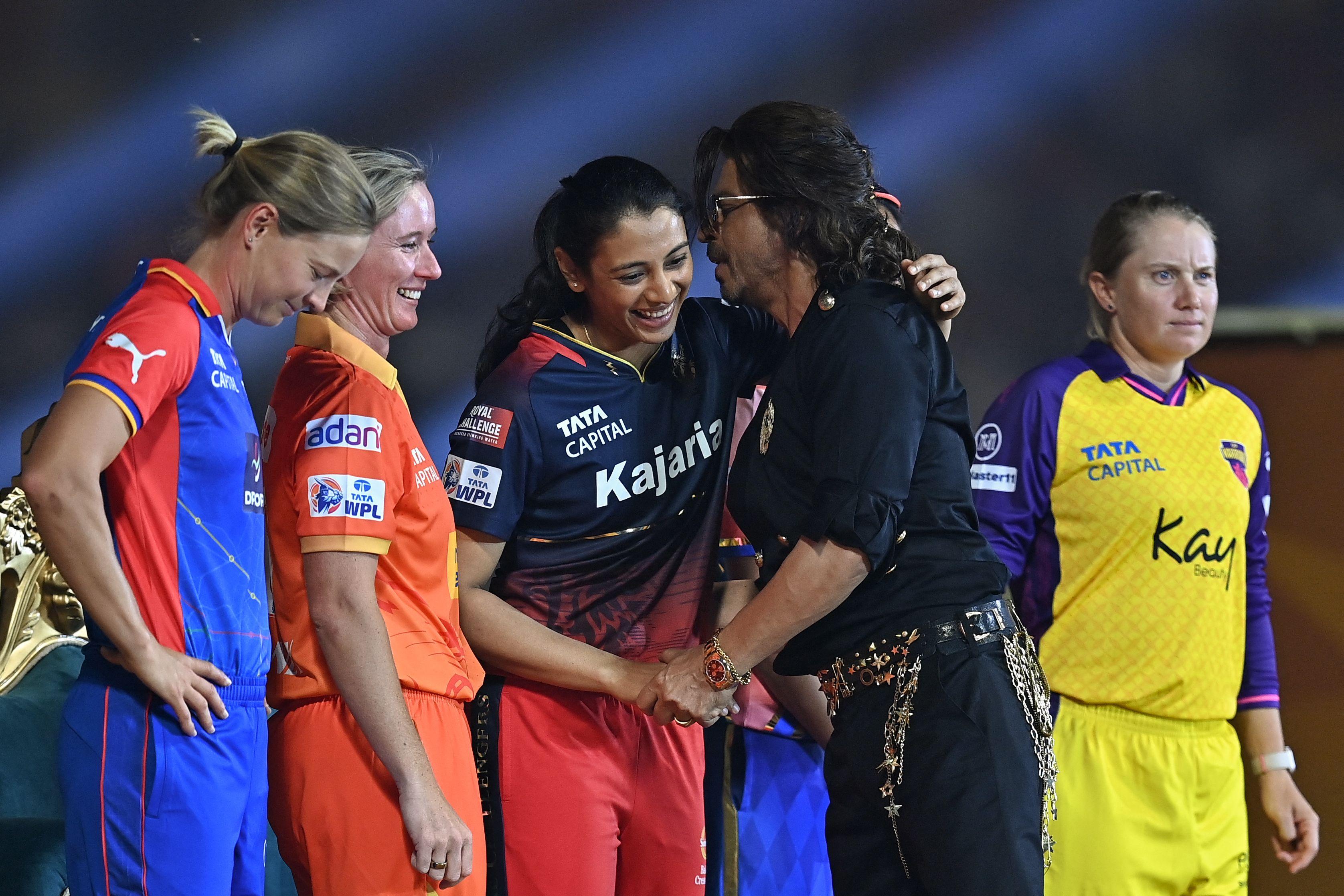 Shah Rukh Khan greeted Royal Challengers Bangalore's captain Smriti Mandhana during the opening ceremony of 2024 Women's Premier League.