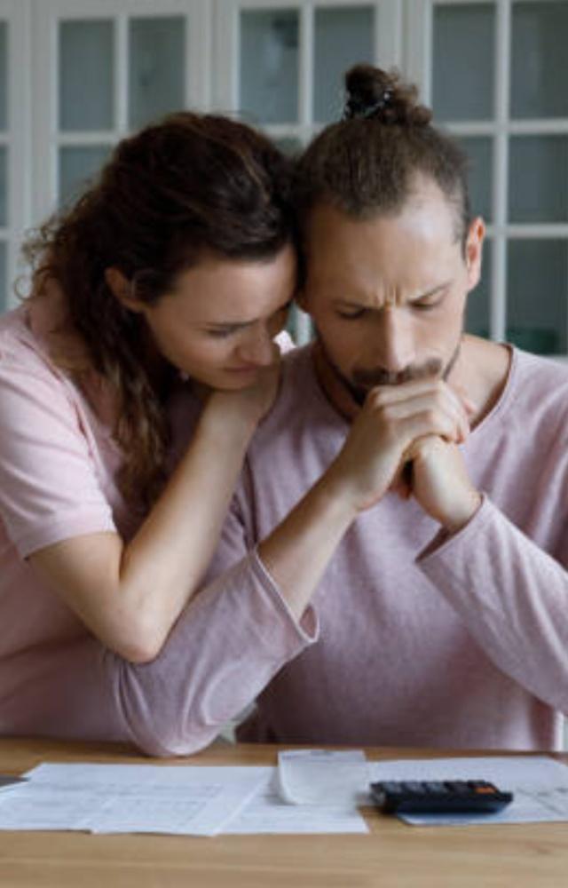 5 relationship red flags