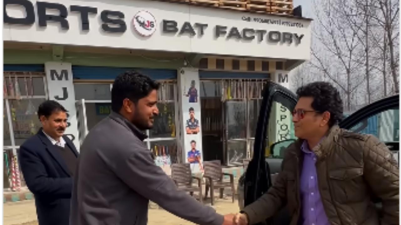 IN PHOTOS | Sachin Tendulkar's visit to cricket bat's factory in Kashmir
