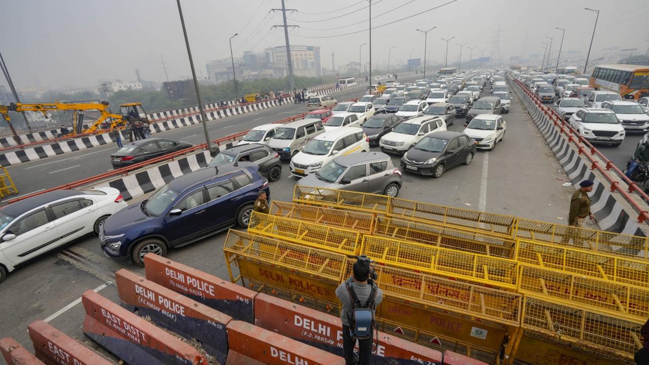 The police have intensified security at the Delhi border points with multi-layer barricades, concrete blocks, iron nails and walls of containers