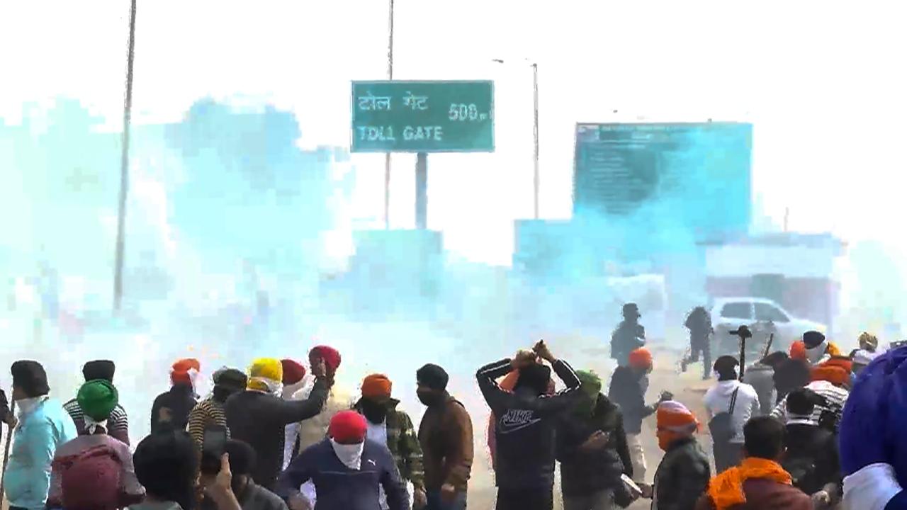 As farmers in large numbers marched towards Delhi on Tuesday, the police fired tear gas on the protestors at the Punjab-Haryana Shambhu Border