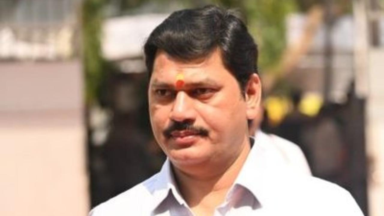 NCP names Dhananjay Munde as star campaigner for 2024 Lok Sabha polls | News World Express