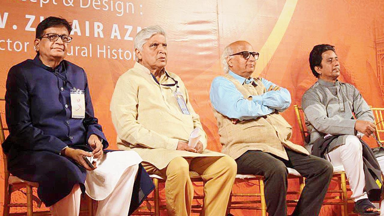 (From left) Zubair Azmi and Javed Akhtar with guests at the festival in 2023