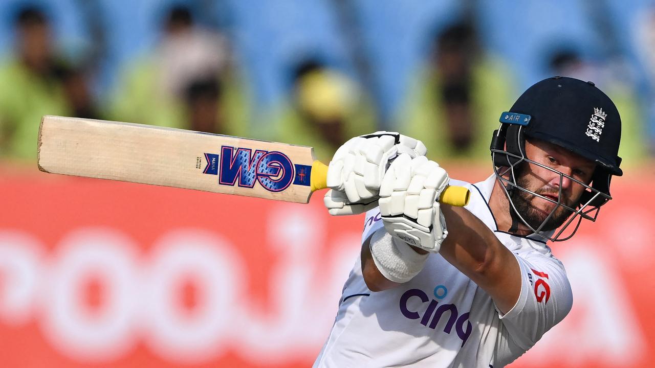 Ton-up Ben Duckett puts England in control, propelling visitors to 207 for two
