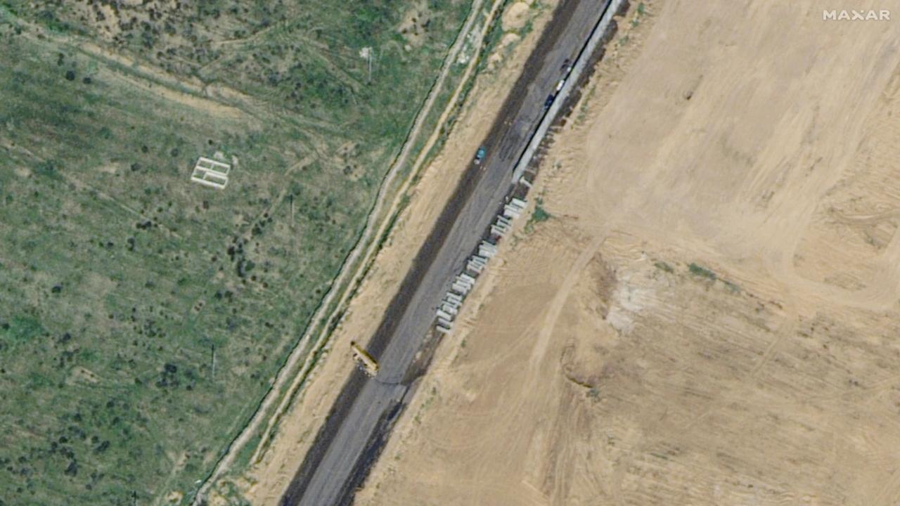 Satellite photos show Egypt building a wall near Gaza Strip