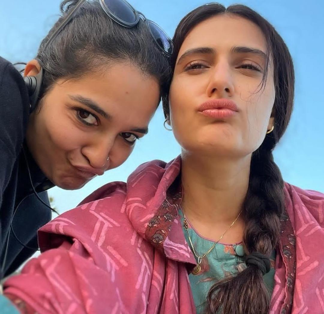 Fatima Sana Shaikh recently wrapped up the shooting of her upcoming film. Following the wrap-up, the actress shared pictures on social media where she is seen in a joyous mood with the cast and crew.