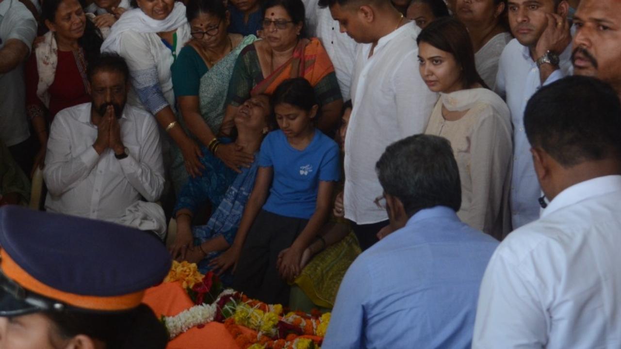 The Crime Branch of Mumbai police has formed two teams to investigate the sensational murder of Shiv Sena (UBT) leader Abhishek Ghosalkar