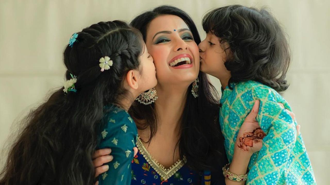 Geeta Basra with kids Hinaya and Jovan Pics/Instagram